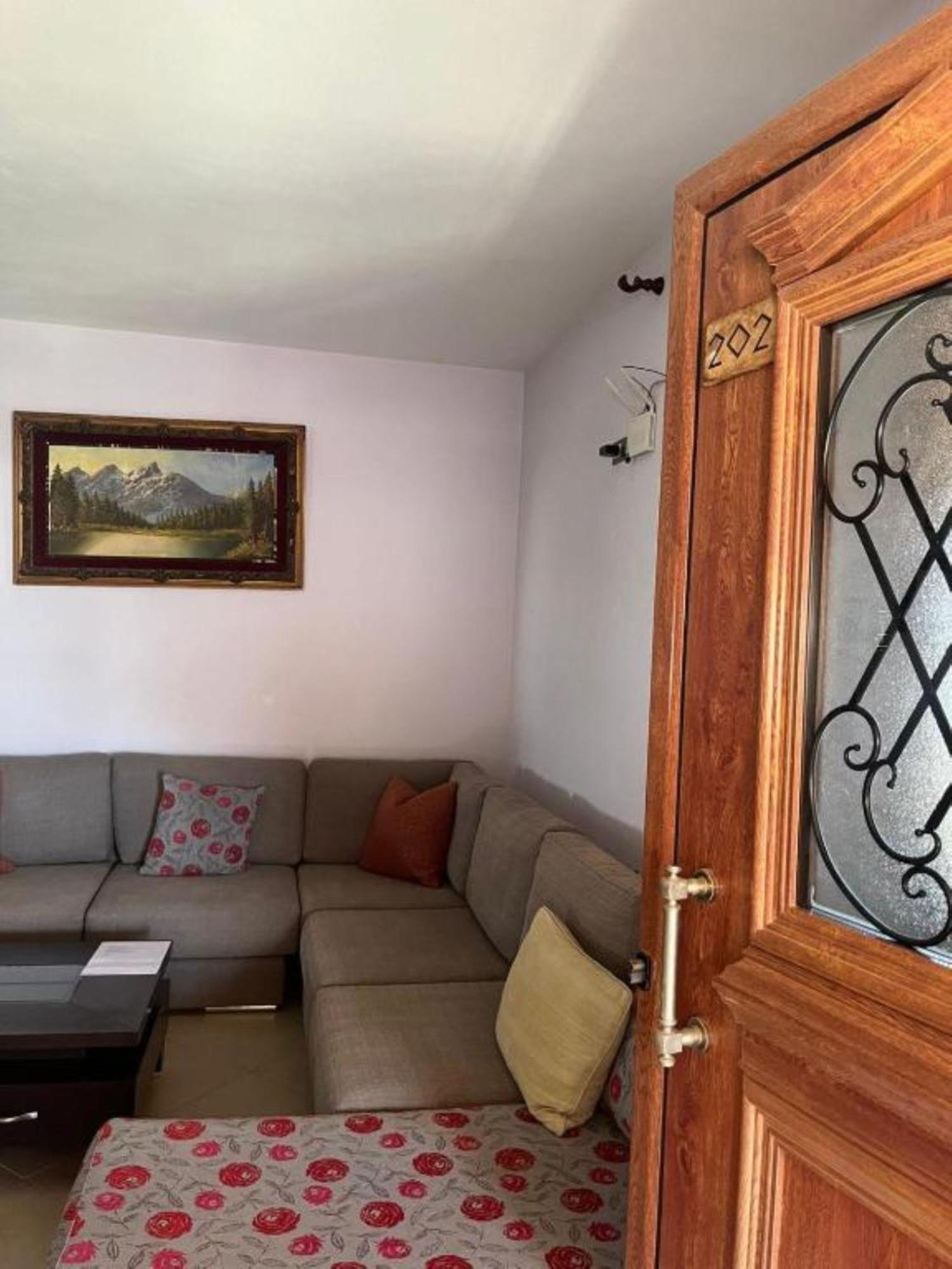 Villa Kolonja Ksamil Luaran gambar